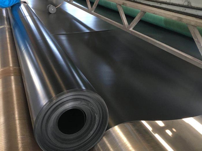 Composite Geomembrane is More Suitable for Reservoir Dam Anti-seepage