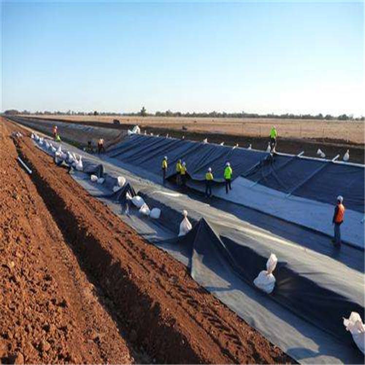 The Anti-seepage Membrane is Constructed Below Zero Degrees Celsius